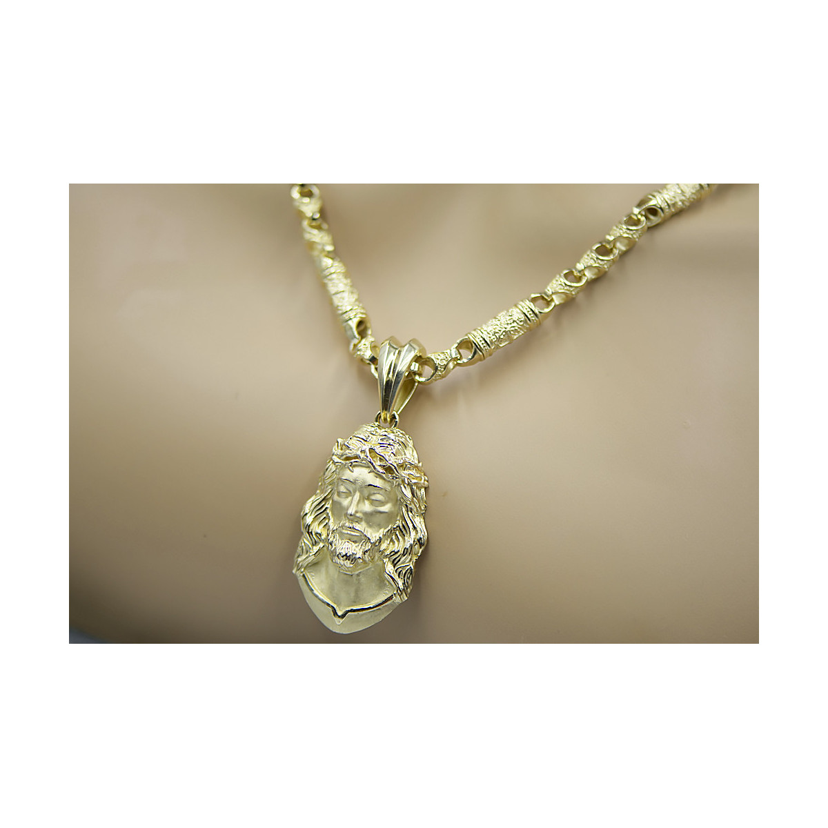 Gold God's medallion with a chain ★ zlotychlopak.pl ★ Gold 585 333 Low price