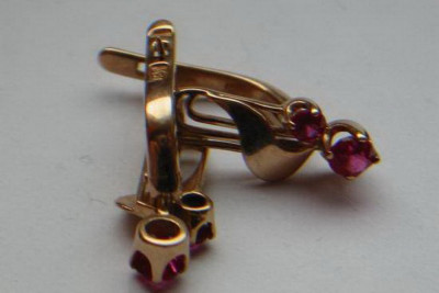 Boucles d’oreilles en or rose soviétique russe 14k 585 vec075 alexandrite rubis émeraude saphir ...