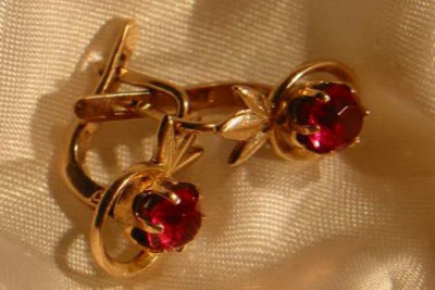 Boucles d’oreilles en or rose soviétique russe 14k 585 vec106 alexandrite rubis émeraude saphir ...