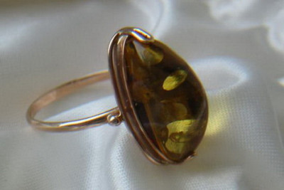 "Original 14K Rose Gold Ring Studded with Vintage Amber" vrab027