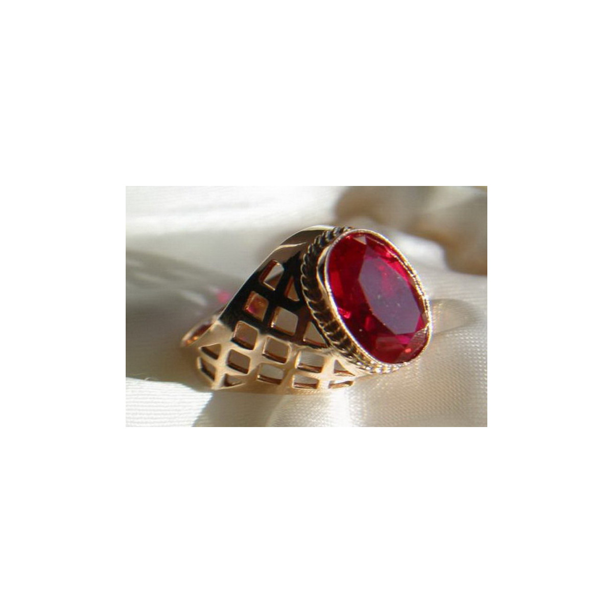 Russe soviétique rose 14k 585 or Alexandrite Rubis Émeraude Saphir Zircon bague vrc111