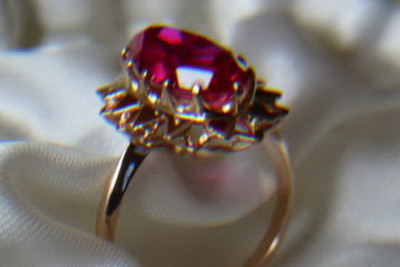Russisch Sowjetrosa 14 Karat 585 Gold Alexandrit Rubin Smaragd Saphir Zirkon Ring vrc115