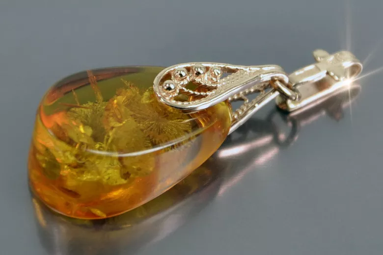 "Amber Elegance - Vintage 14K Rose Gold Pendant" vpab002