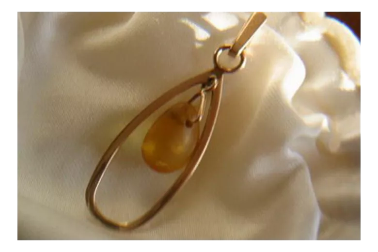 "Classic Amber Pendant in 14K Vintage Rose Gold" vpab007