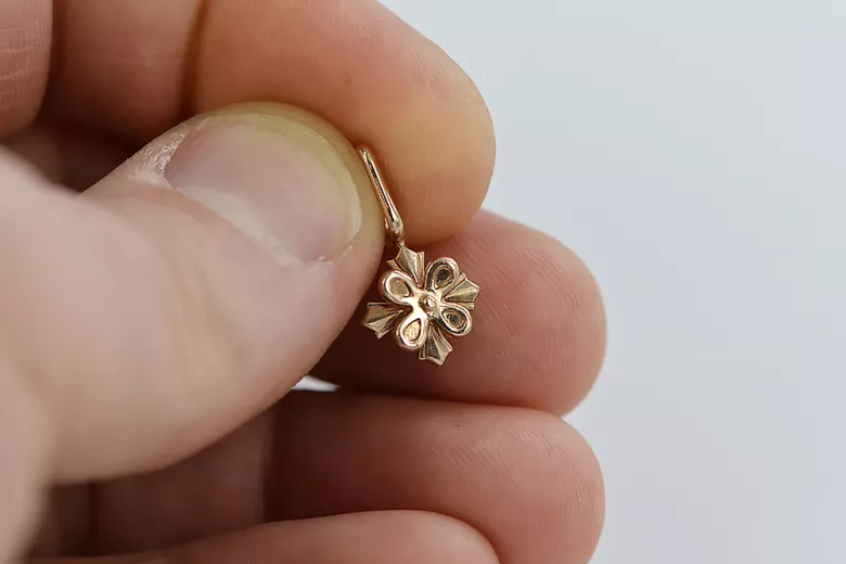 "Authentic Vintage 14K Rose Gold Flower Pendant without Stones" vpn043