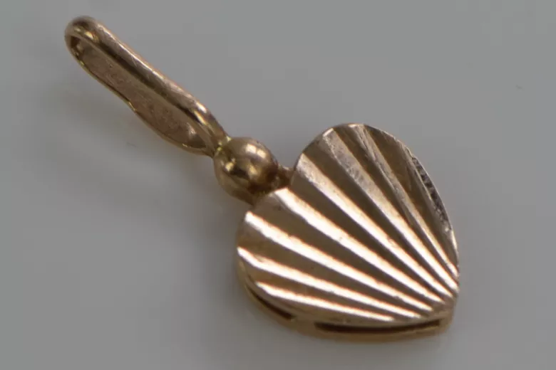 "Elegante Colgante de Corazón Vintage en Oro Rosa Antiguo 14k Sin Piedras" vpn070