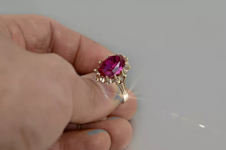 Russe soviétique rose 14k 585 or Alexandrite Rubis Émeraude Saphir Zircon bague vrc079