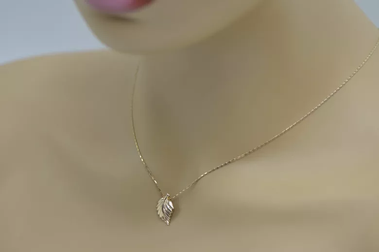 Authentic Vintage 14K Rose Gold Leaf Design Pendant without Stones vpn054