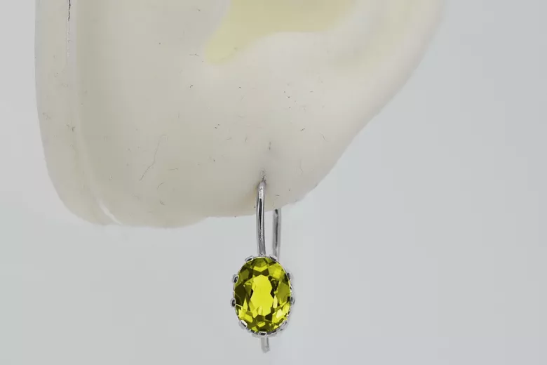 Vintage Vintage 925 Silver Peridot earrings vec196s