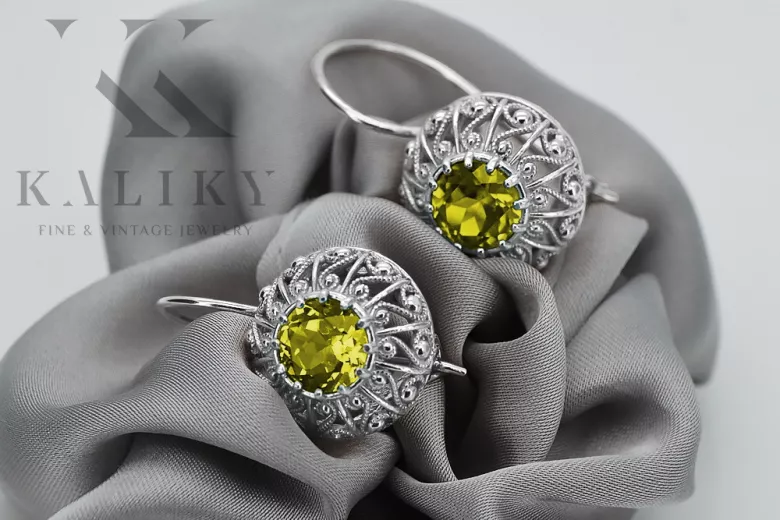 Vintage Vintage 925 Silver Peridot earrings vec002s