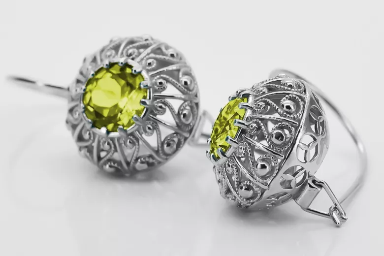 Vintage Vintage 925 Silver Peridot earrings vec002s