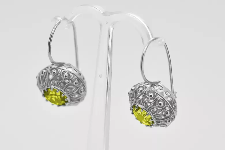 Vintage Vintage 925 Silver Peridot earrings vec002s