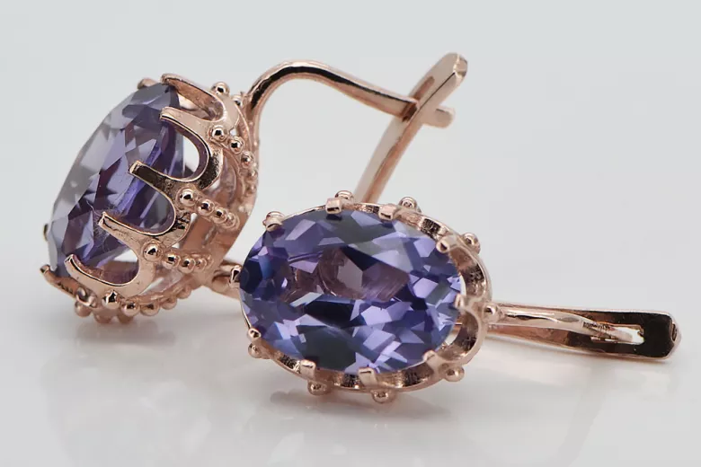 "Élégantes boucles d'oreilles vintage en or rose 14 carats ornées d'alexandrite vec079" Vintage