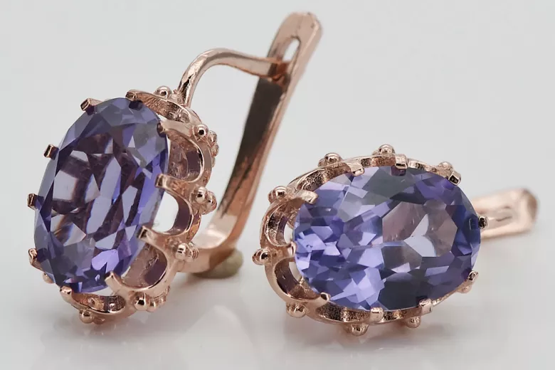 "Élégantes boucles d'oreilles vintage en or rose 14 carats ornées d'alexandrite vec079" Vintage