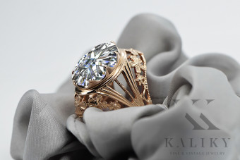 Russische sowjetische Rose 14 Karat 585 Gold Alexandrit Rubin Smaragd Saphir Zirkon Ring vrc014