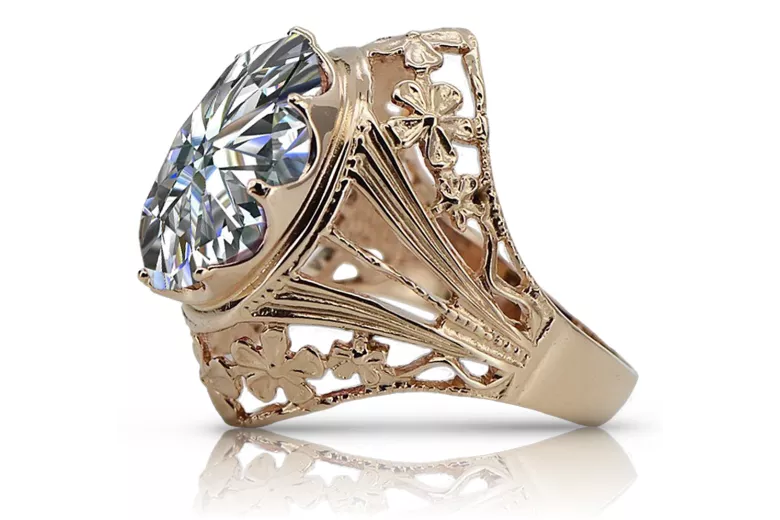 Russische sowjetische Rose 14 Karat 585 Gold Alexandrit Rubin Smaragd Saphir Zirkon Ring vrc014