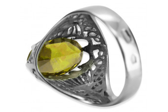 Srebrny pierścionek Rosyjski 925 z Peridotem vrc020s Vintage