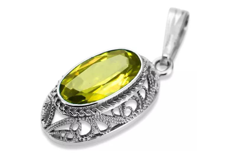 Soviet silver 925 pendant with peridot vpc014s Vintage