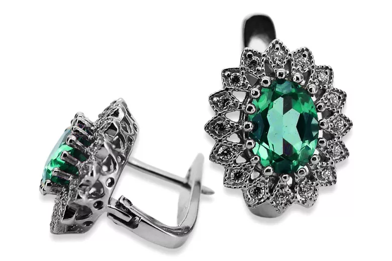 Chic 14K White Gold Earrings with Emerald Accents vec125w