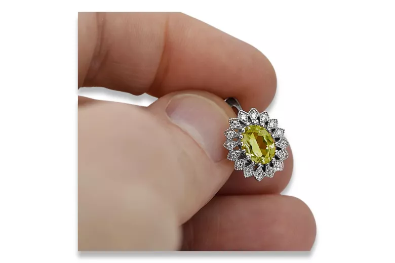 "Sophisticated 14K White Gold Yellow Peridot Drops VEC125W" Vintage