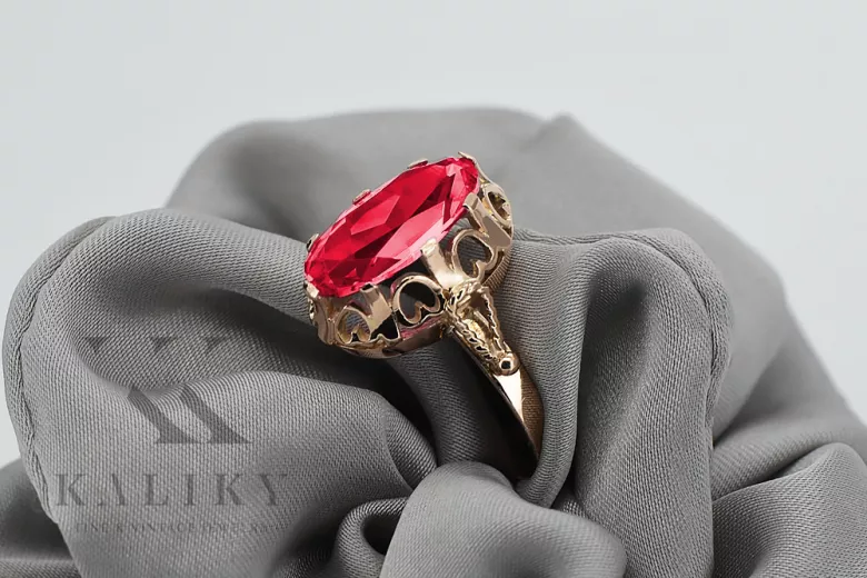 Russische sowjetische Rose 14 Karat 585 Gold Alexandrit Rubin Smaragd Saphir Zirkon Ring vrc014