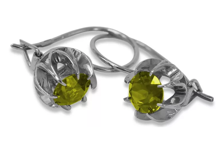 Vintage 925 Silver peridot earrings vec062s