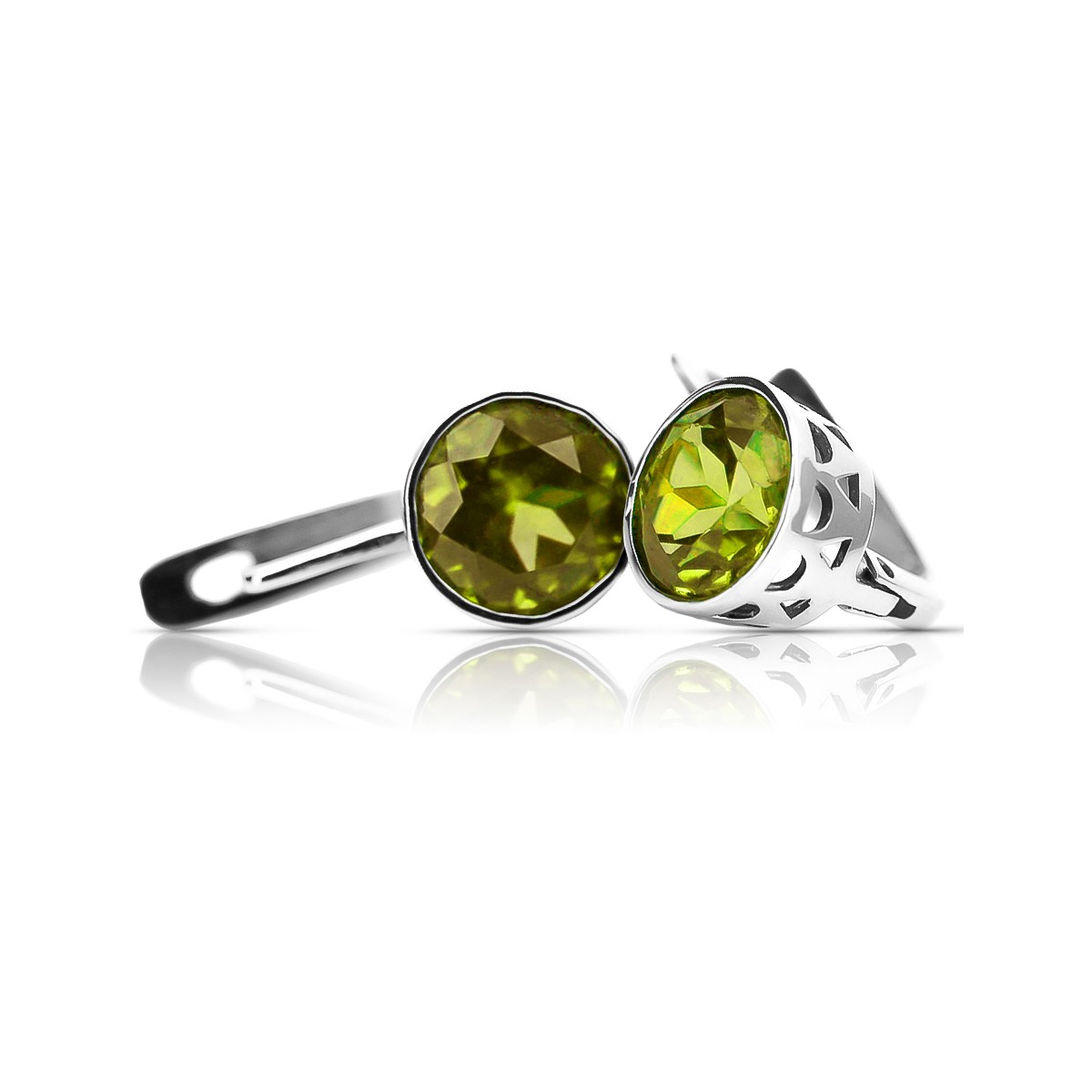 Russische Vintage-Ohrringe aus 925er Silber mit Peridot vec107s